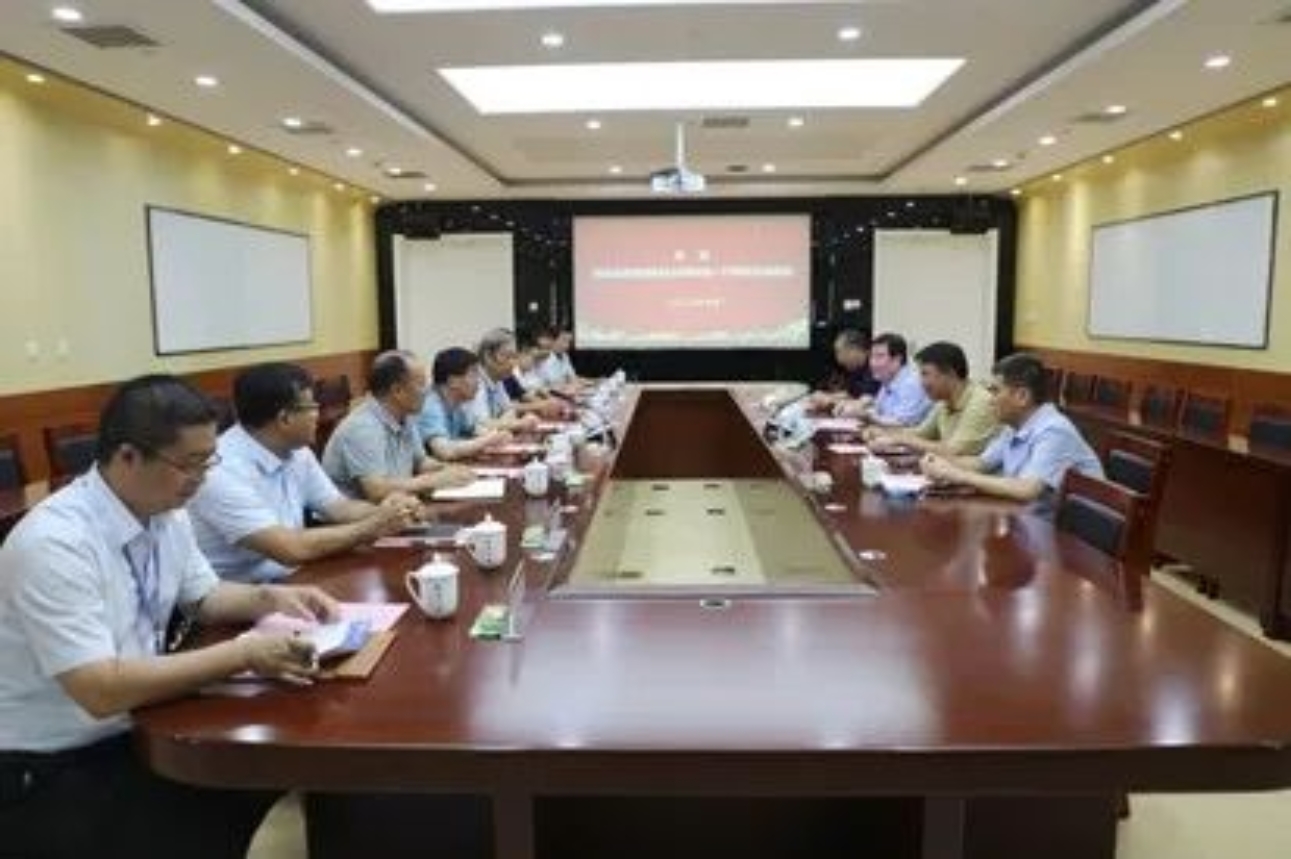 河北省发改委副主任、新能源局局长姚运涛一行来校交流调研