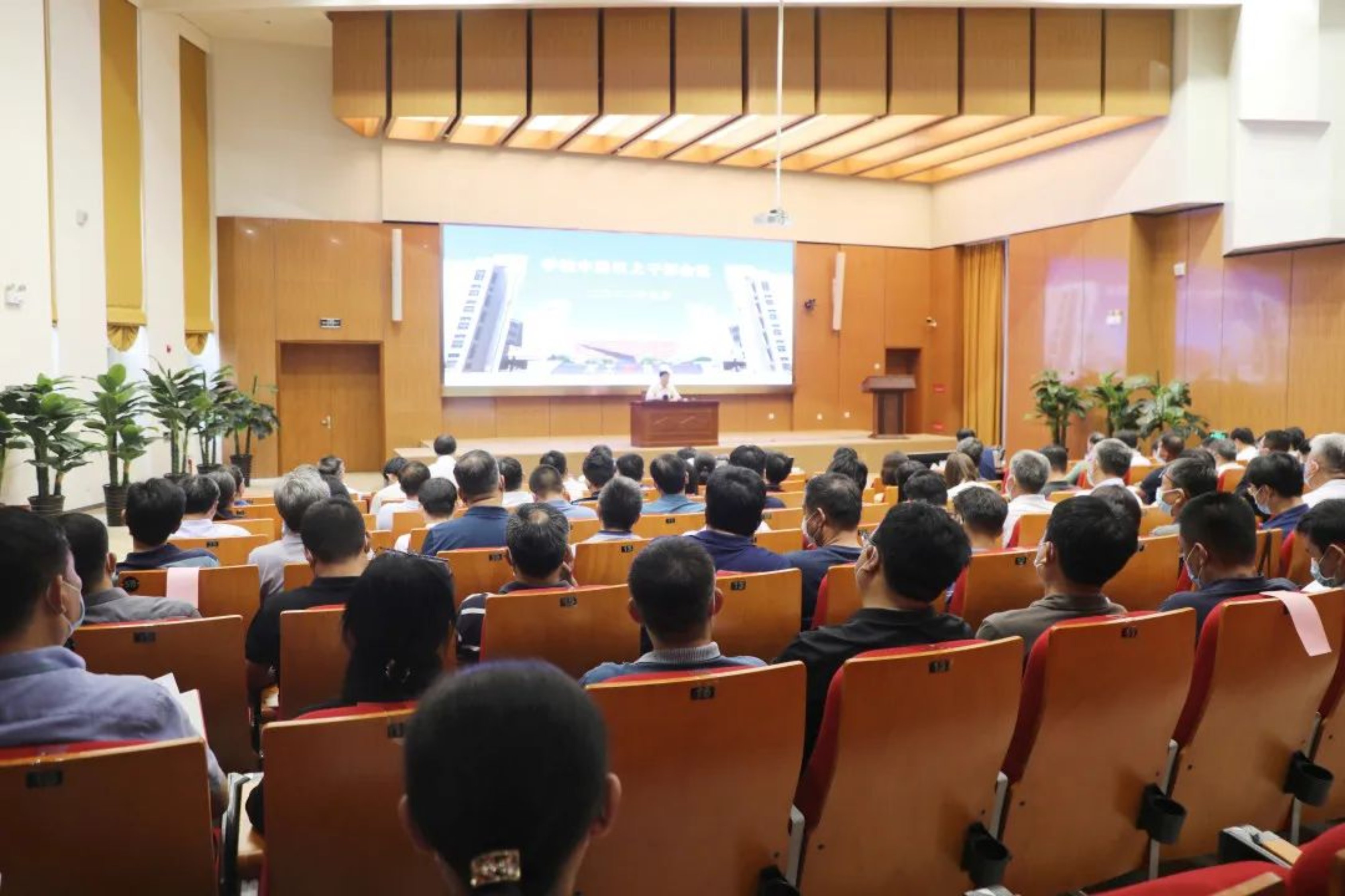 河工战“疫”｜校党委书记韩旭强调：坚决打赢疫情防控阻击战 全力守护师生健康和校园安全稳定